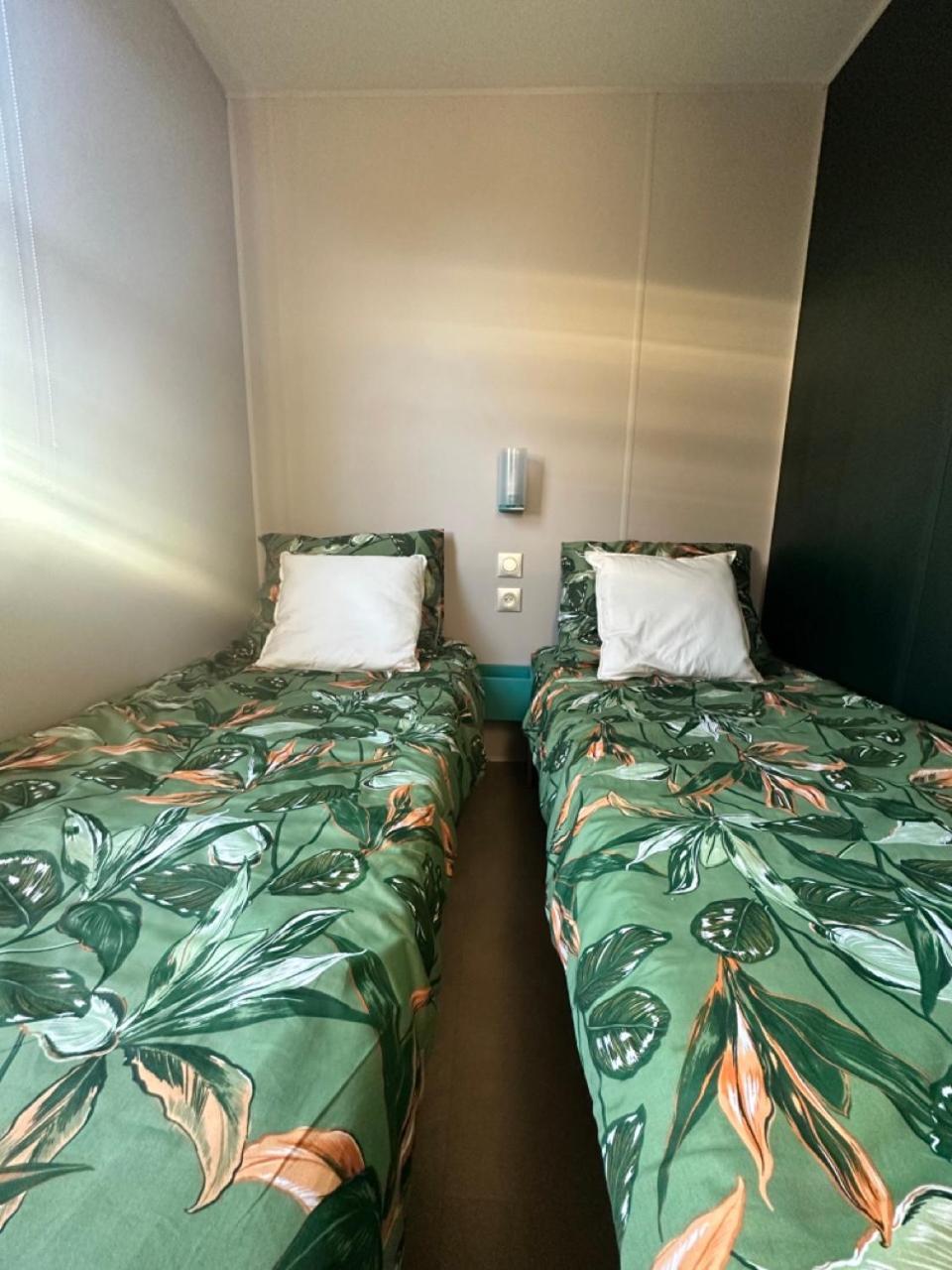25 Min Roermond Maasmechelen Maastricht * Kinrooi